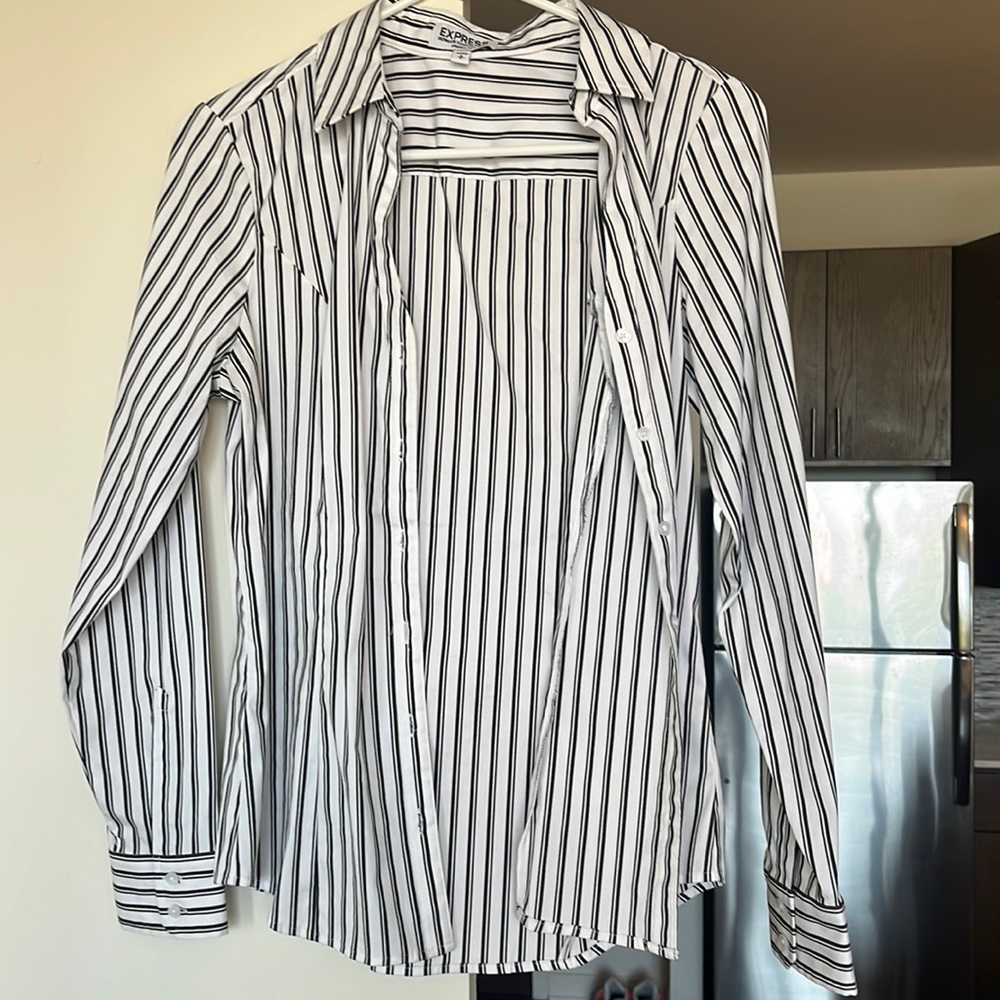 Express Ultimate Essential Work Shirt